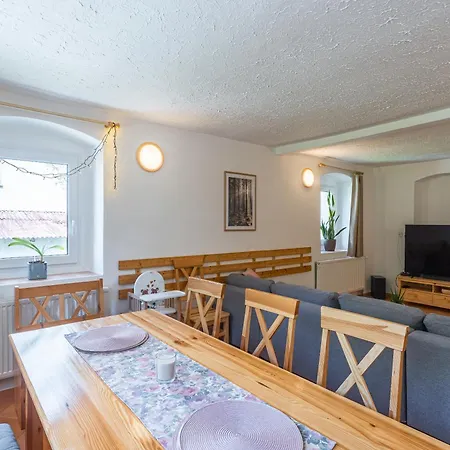 Ruzova Pod Klinovcem Chalet *