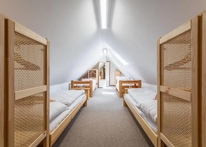 Ruzova Pod Klinovcem * Loucna pod Klinovcem