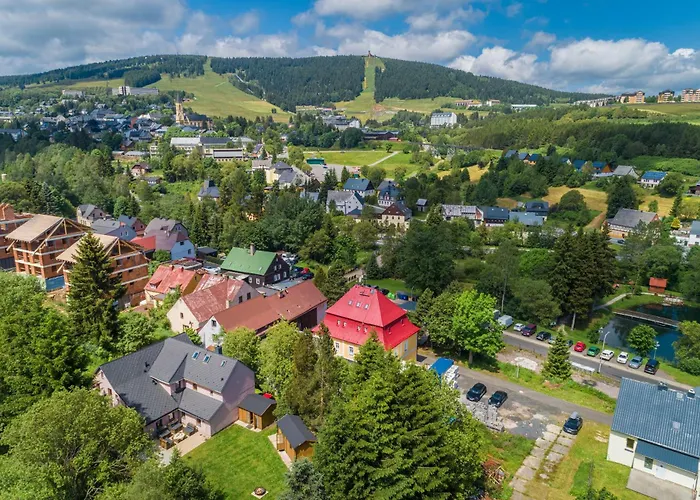 Ruzova Pod Klinovcem Chalet *