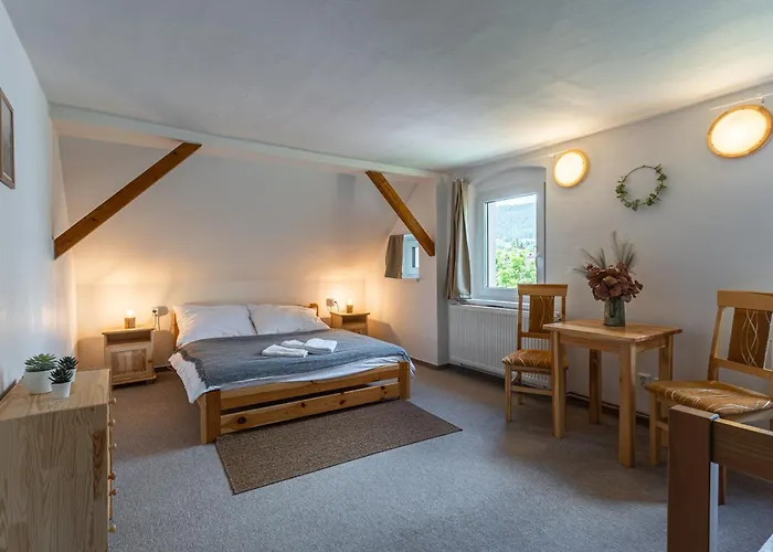 Ruzova Pod Klinovcem Loučná pod Klínovcem