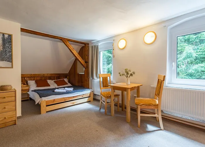 Ruzova Pod Klinovcem *