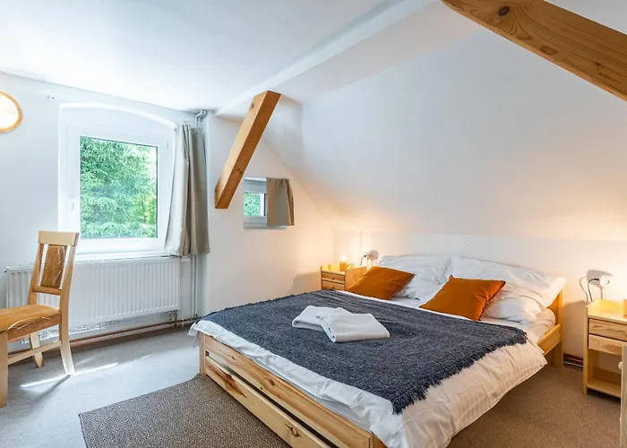 Ruzova Pod Klinovcem * Loucna pod Klinovcem