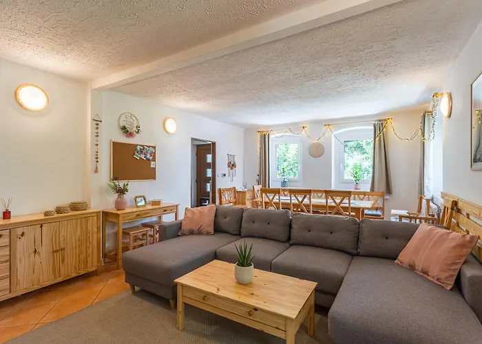 Ruzova Pod Klinovcem